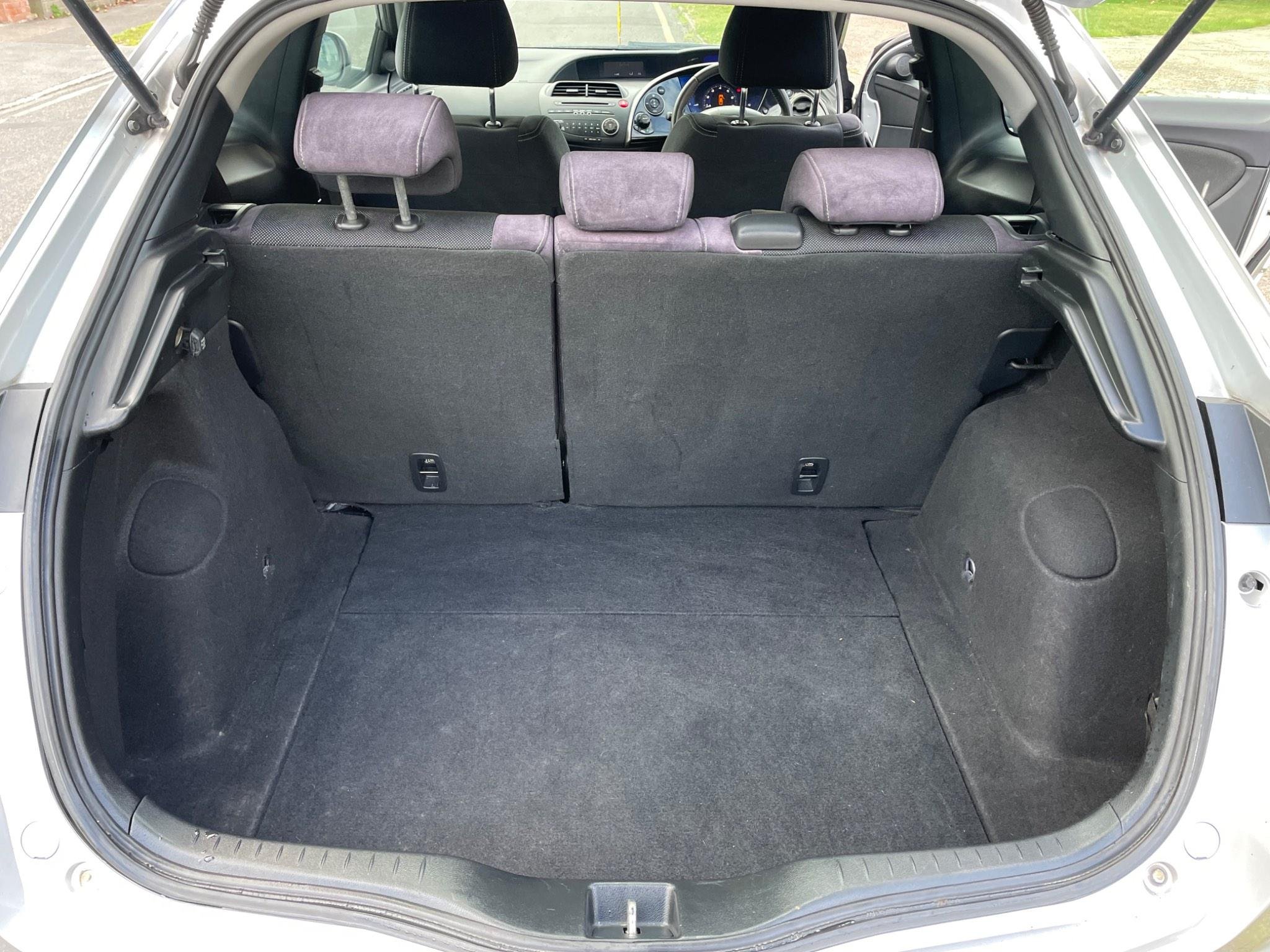 Used 2008 Honda Civic 1.8 iVTEC Type S 3dr for sale in Epsom, Surrey